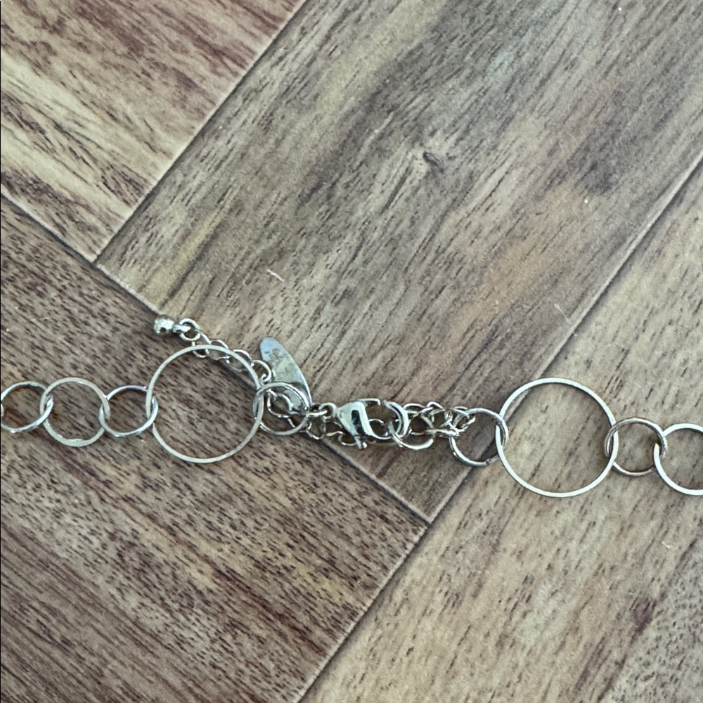 ✨3/$10 New York & Company Gold Circle Necklace - Picture 3 of 3